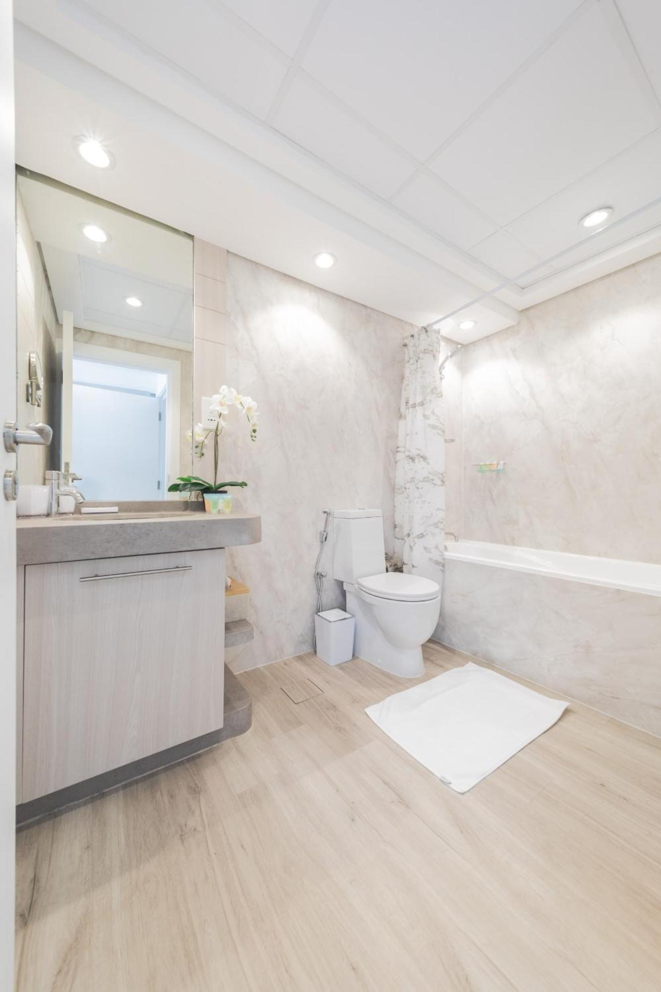 Apartment Boutique Living - Burj Views - Renovated